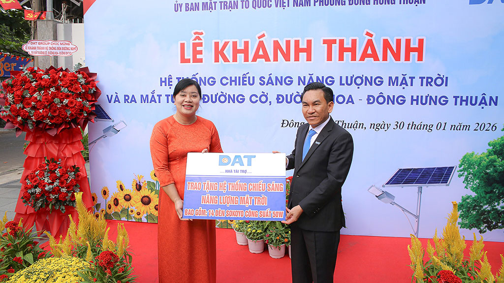 Fearing coronavirus recession, France announces €45 billion in business aid