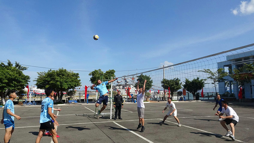 Lữ đoàn 171 tổ chức nhiều hoạt động ý nghĩa mừng Xuân Bính Ngọ