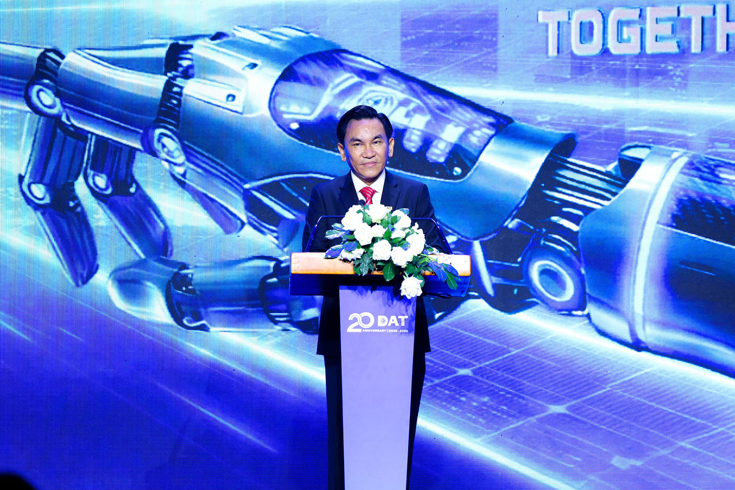 DAT Group kỷ niệm 20 năm: Từ doanh nghiệp thiết bị đến hệ sinh thái công nghệ – năng lượng xanh