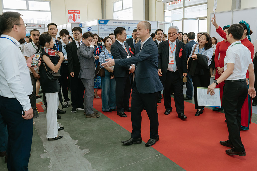 Khai mạc ENTECH HANOI 2026: Thúc đẩy phát triển năng lượng xanh và bền vững