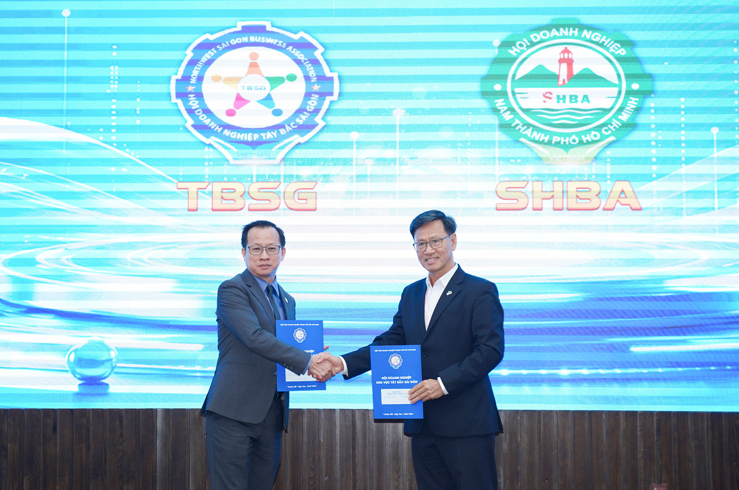 Ra mắt Trung tâm Kết nối Doanh nghiệp TBSG tại Công Viên Phần Mềm Quang Trung, thúc đẩy liên kết doanh nghiệp Tây Bắc Sài Gòn và hợp tác phát triển liên vùng