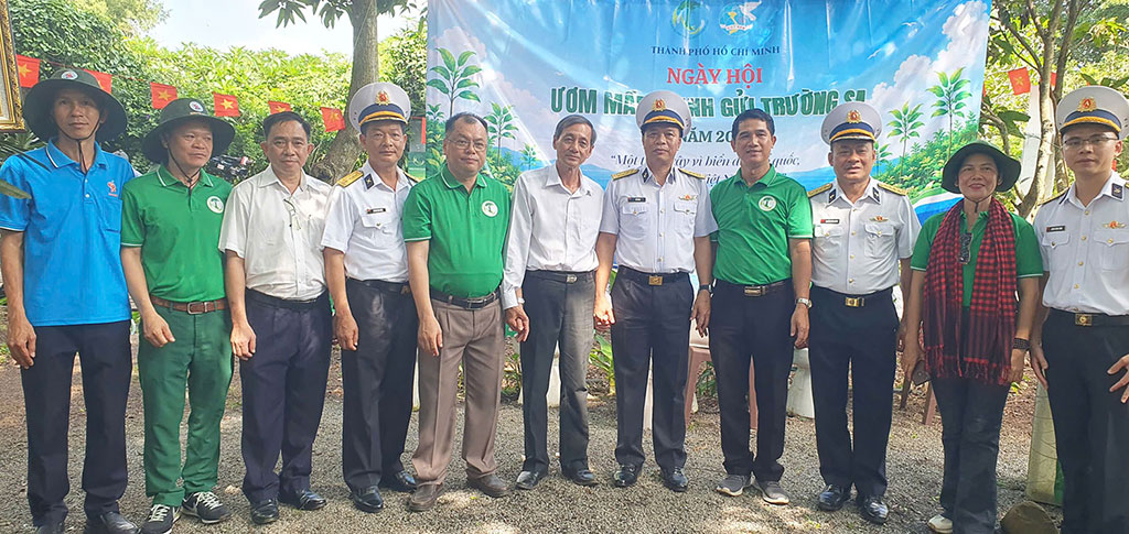 Ươm mầm xanh gửi Trường Sa – Lan tỏa chương trình “Một triệu cây vì biển đảo Tổ quốc, vì quê hương Việt Nam xanh”