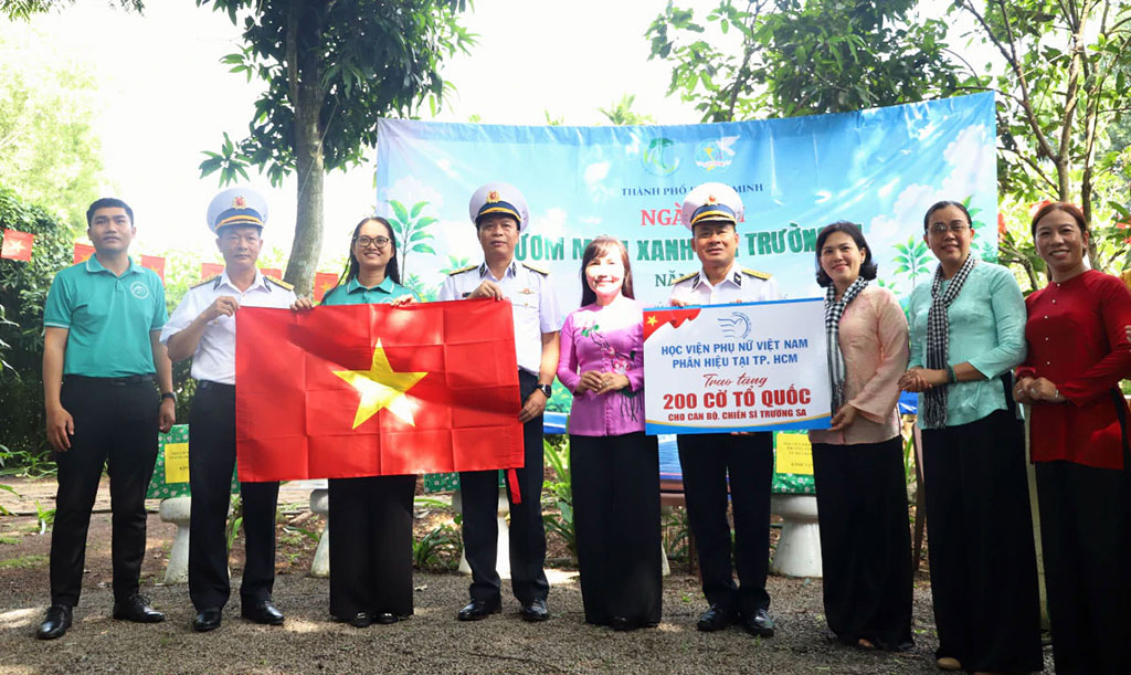 Ươm mầm xanh gửi Trường Sa – Lan tỏa chương trình “Một triệu cây vì biển đảo Tổ quốc, vì quê hương Việt Nam xanh”