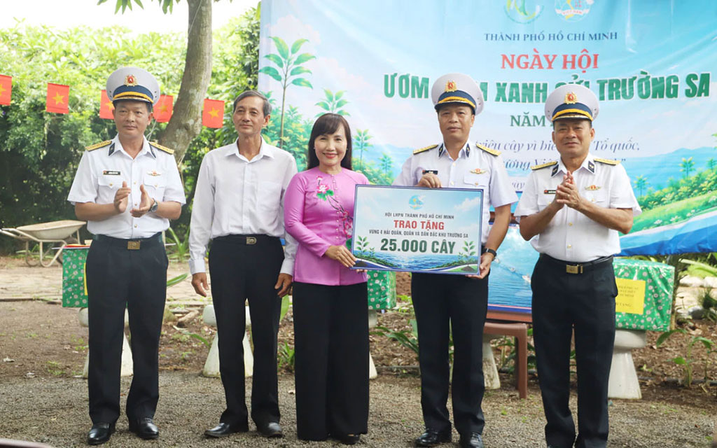 Ươm mầm xanh gửi Trường Sa – Lan tỏa chương trình “Một triệu cây vì biển đảo Tổ quốc, vì quê hương Việt Nam xanh”